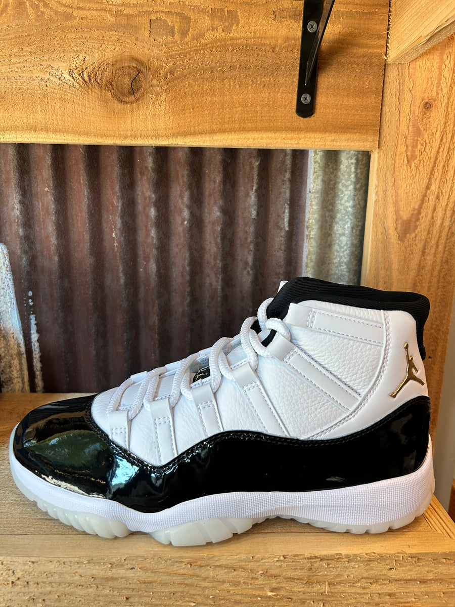 Jordan 11 Retro Mid Gratitude / Defining Moments 9M Air Jordan 11 Retro  main image 4