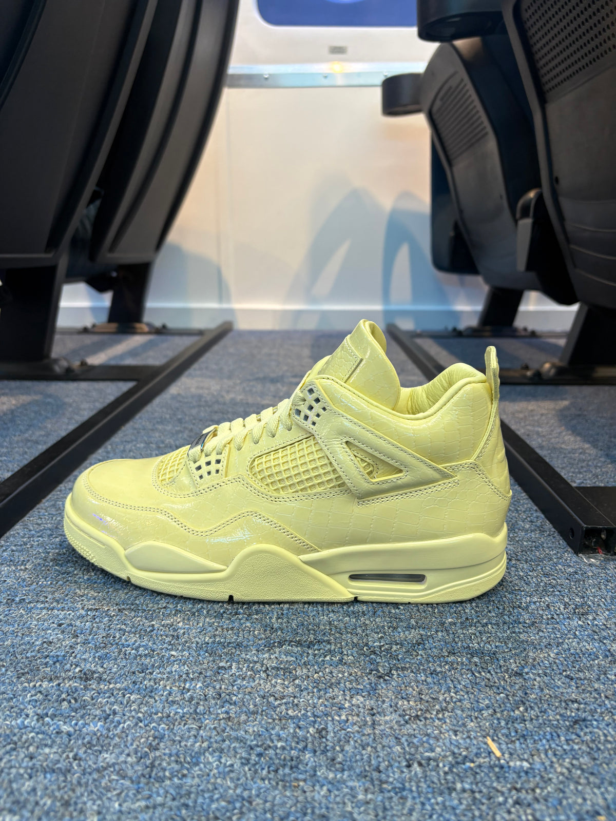 Jordan 4 Retro ‘J Balvin Lemonade’