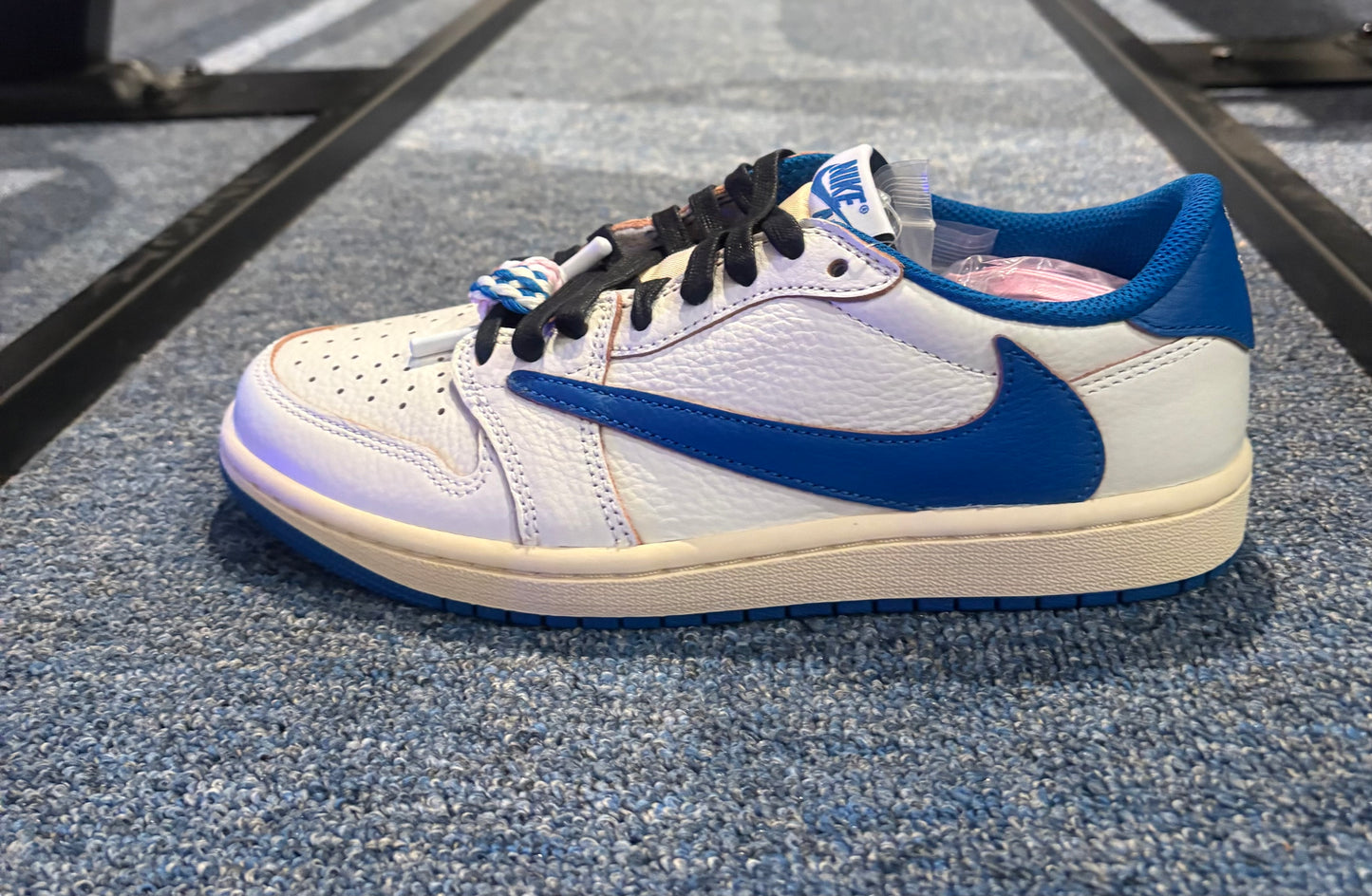 Jordan 1 Retro Low ‘Fragment x Travis Scott Sail Military Blue’