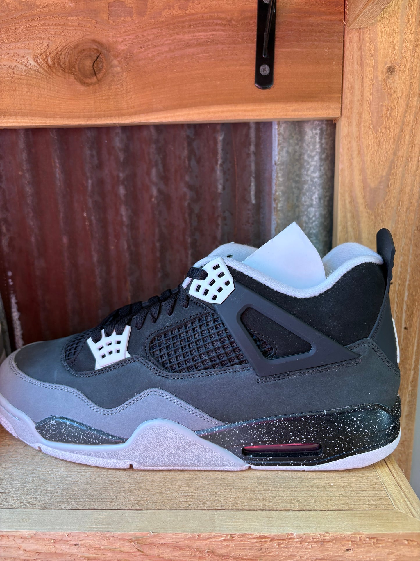 Jordan 4 Retro ‘ Fear’ 2024