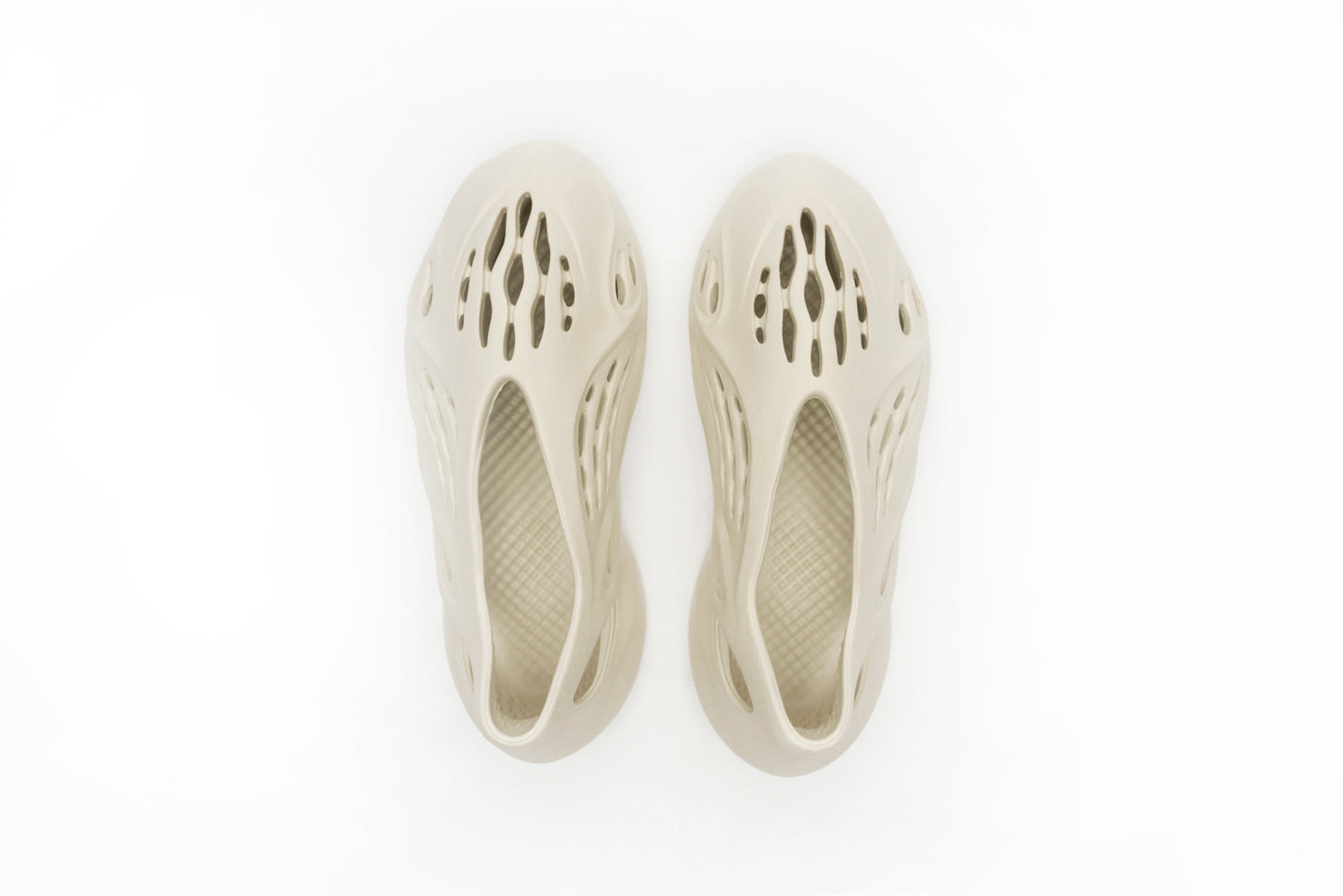 Yeezy Foam Runner "SAND"