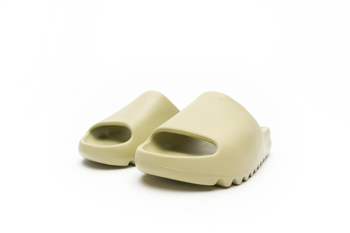 k　Adidas YEEZY SLIDE resin FZ5904] Adidas Yeezy Slide Resin *NEW* | eBay