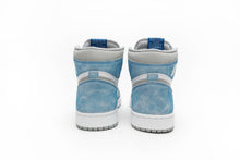 Load image into Gallery viewer, Air Jordan 1 Retro OG "Hyper Royal"
