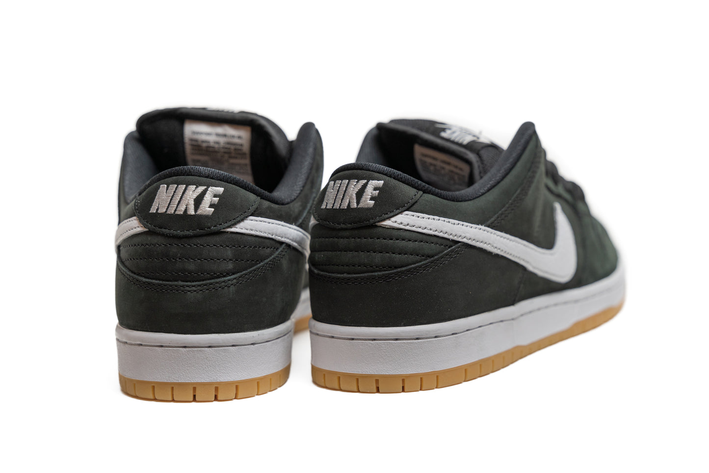 Dunk Low SB ‘Black Gum