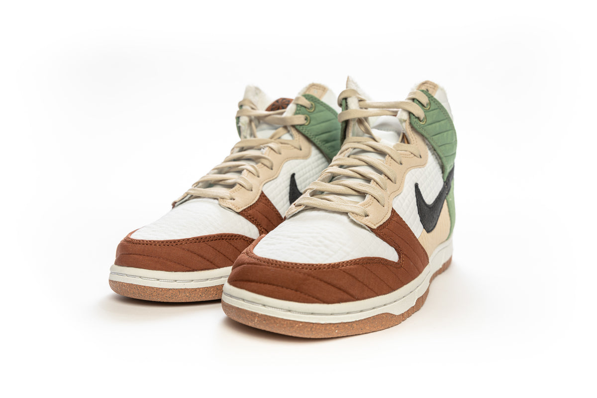nike dunk high toasty