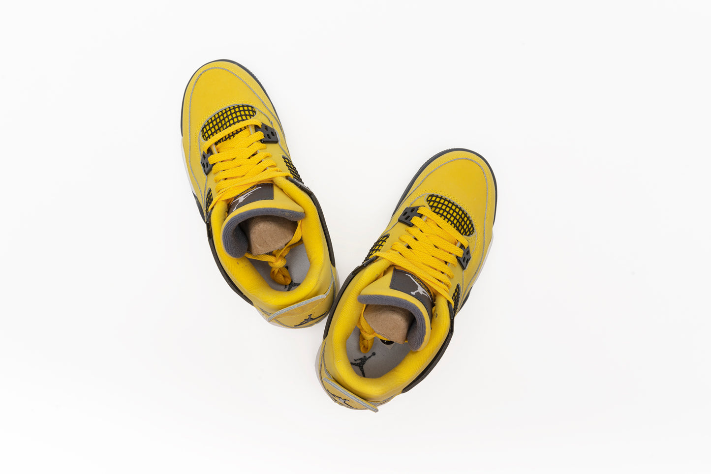 Air Jordan 4 Retro "Lightning" 2021