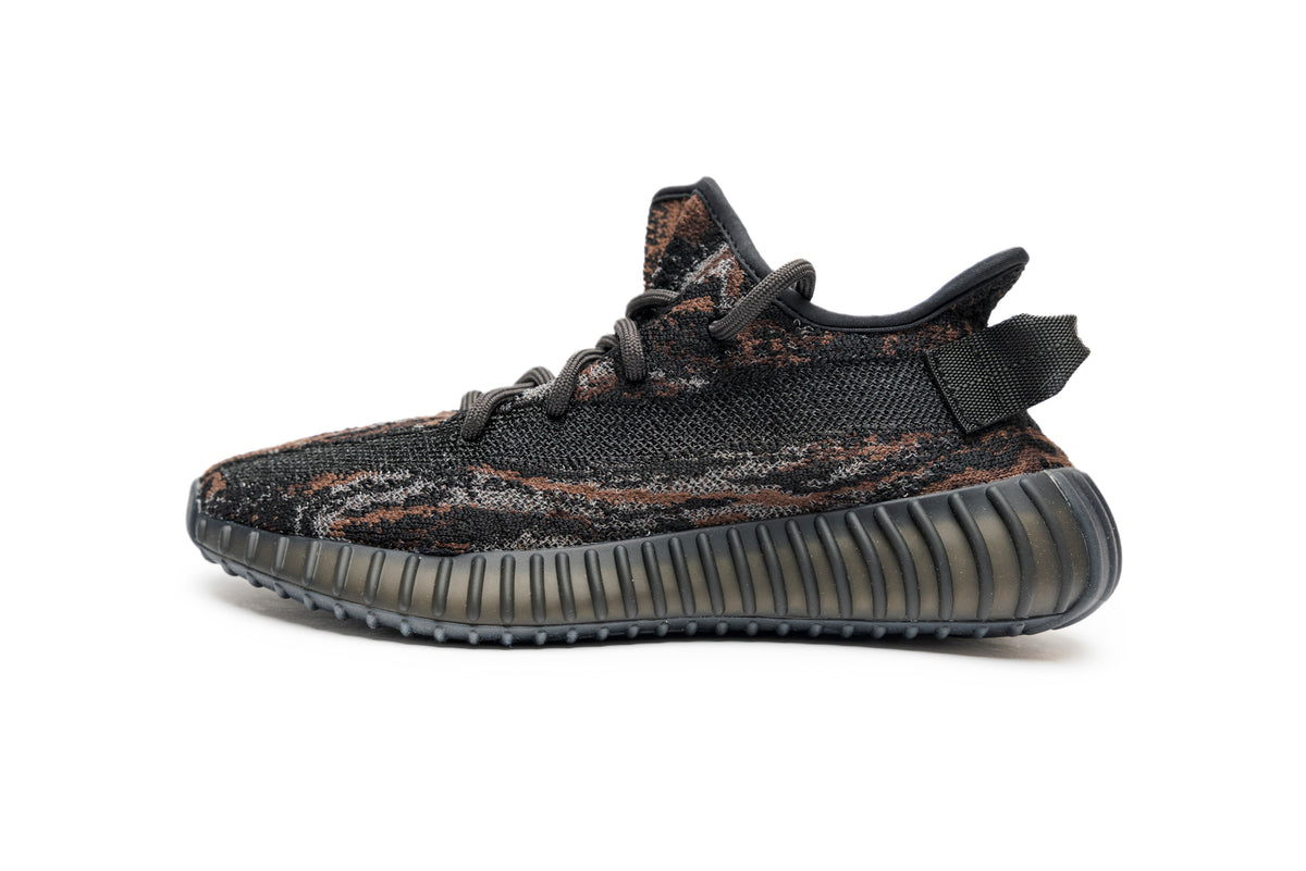 yeezy boost 350 v2 black and tan