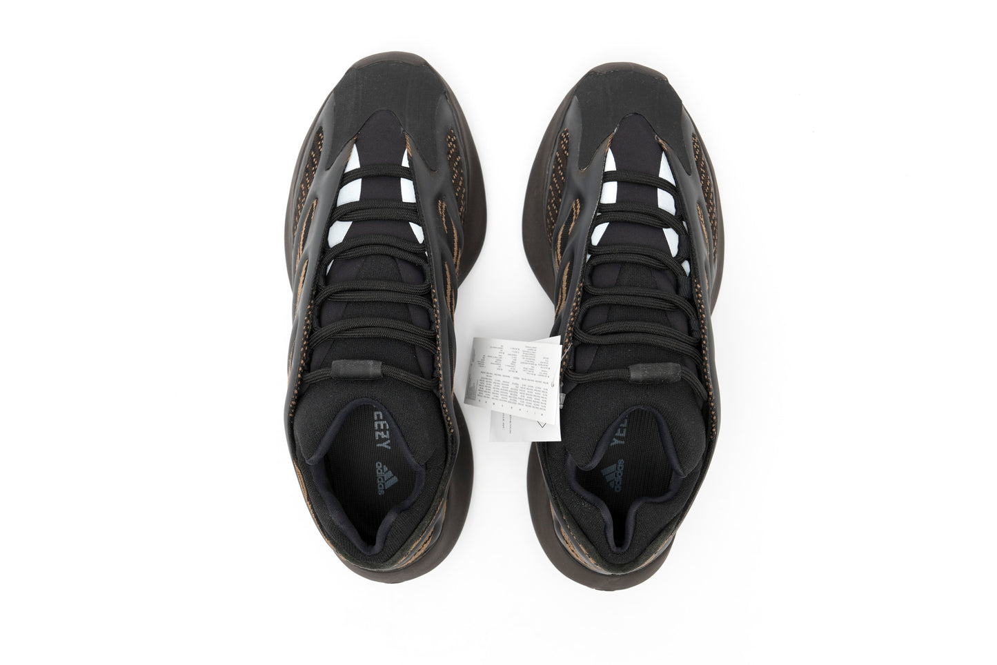 Yeezy 700 V3 "Clay Brown"