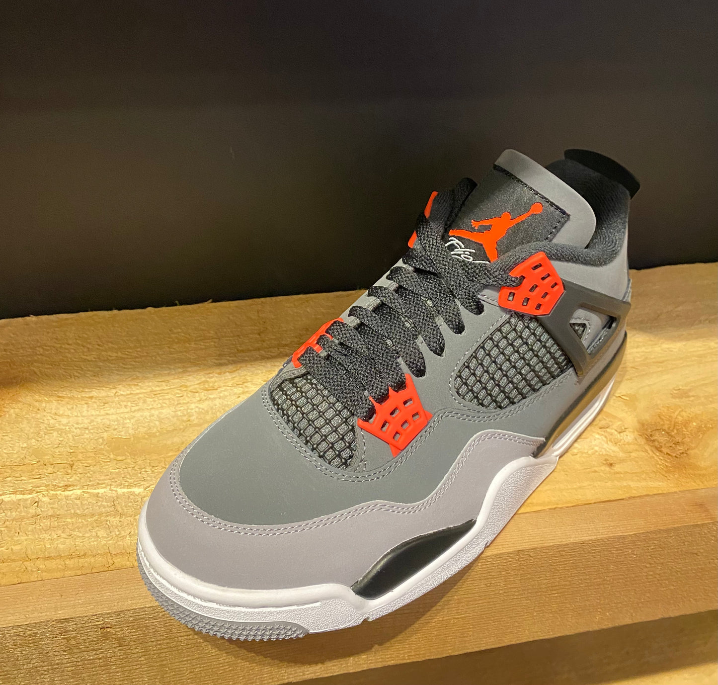 Jordan 4 Retro “ Infrared Dark Grey”