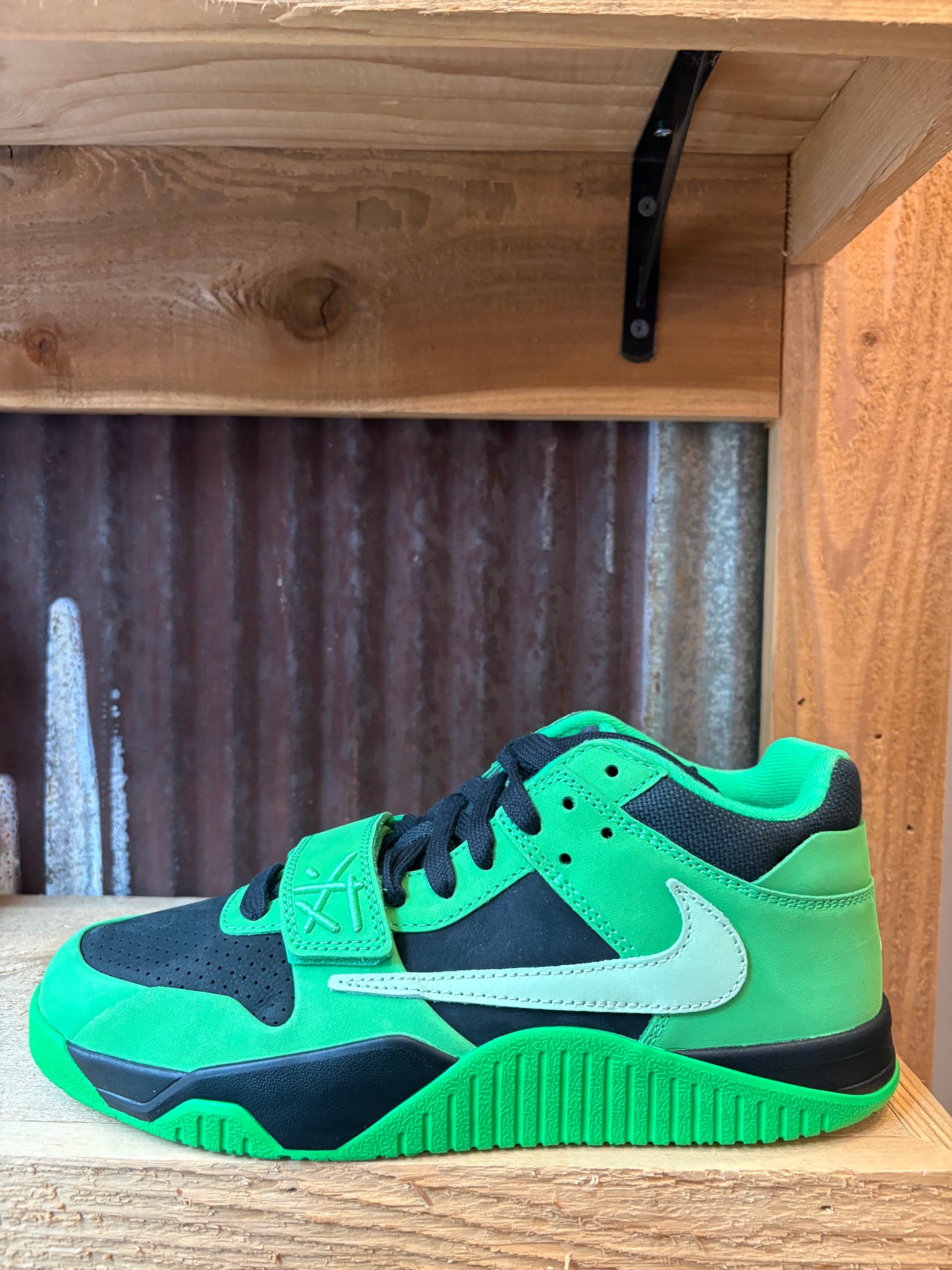 Travis Scott x Air Jordan Jumpman Jack TR ‘Green Spark’