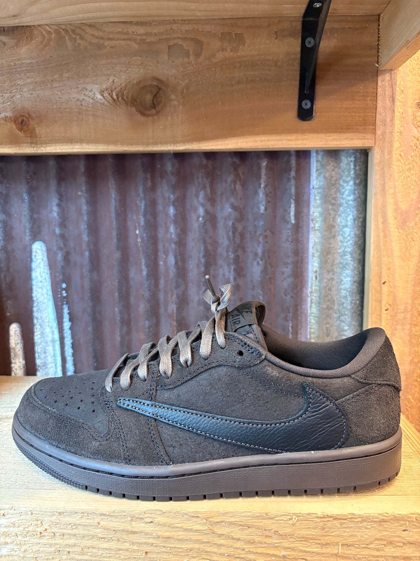 Travis Scott x Air Jordan 1 Retro Low OG SP ‘ Velvet Brown’
