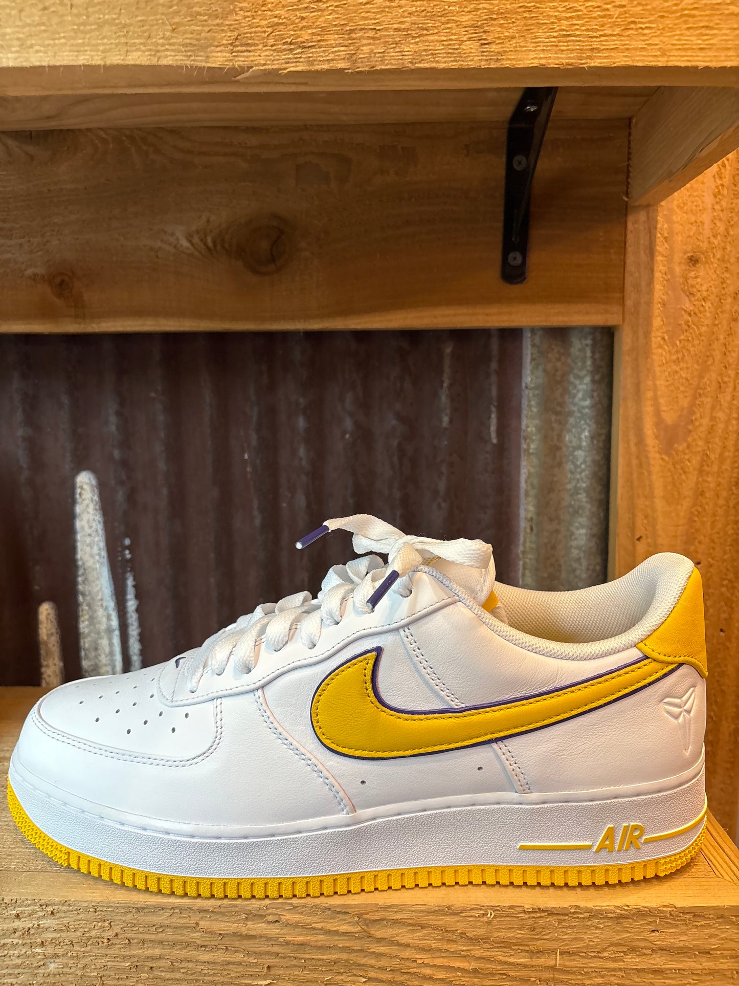 Kobe Bryant x Air Force 1 Low Retro QS ‘Lakers Home’