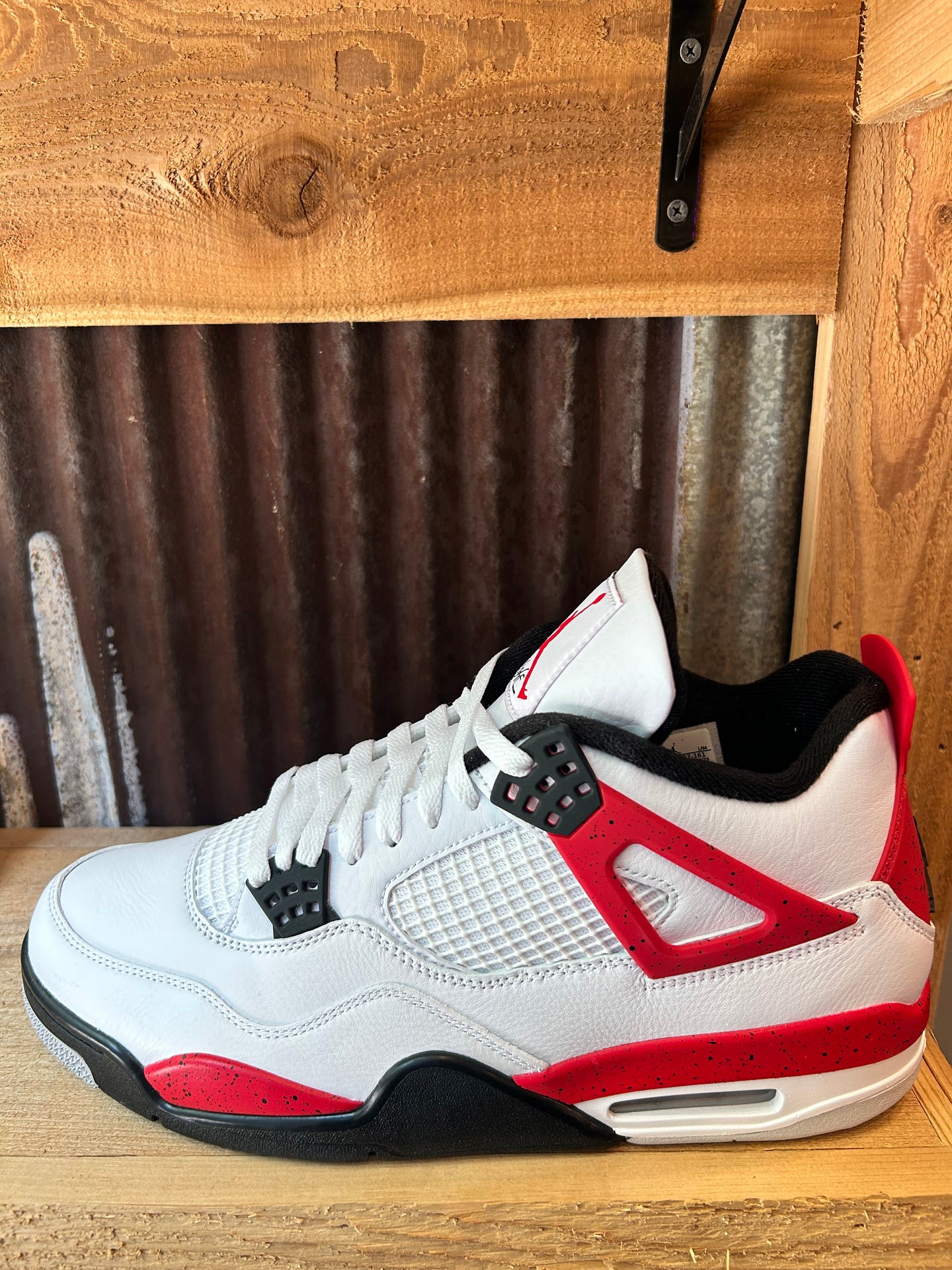 Air Jordan 4 Retro 'Red Cement