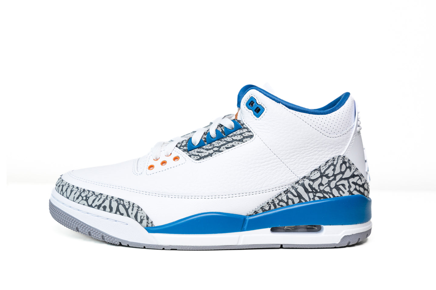 Jordan 3 Retro ‘Washington Wizards’