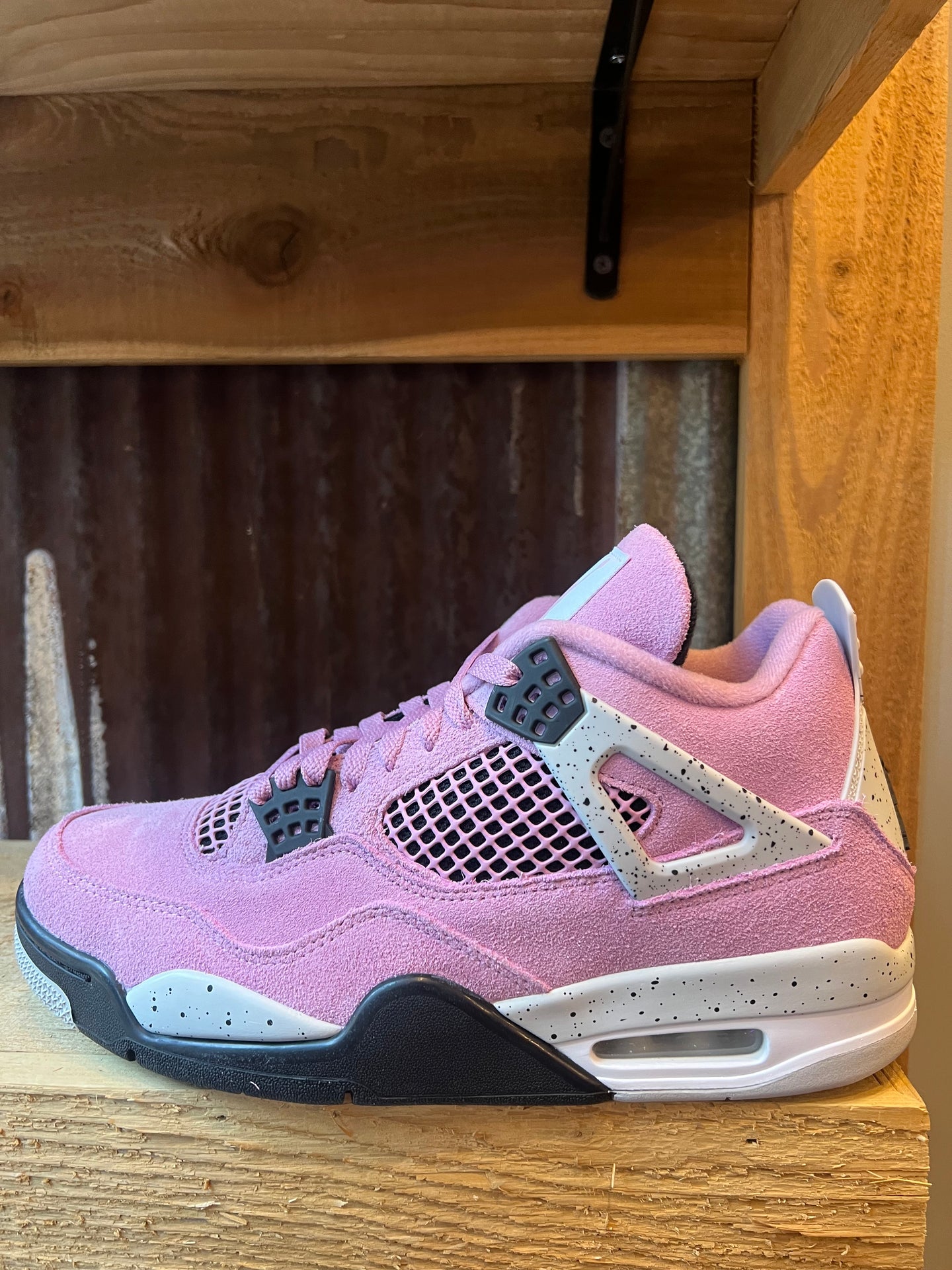 Wmns Air Jordan 4 Retro ‘Orchid’