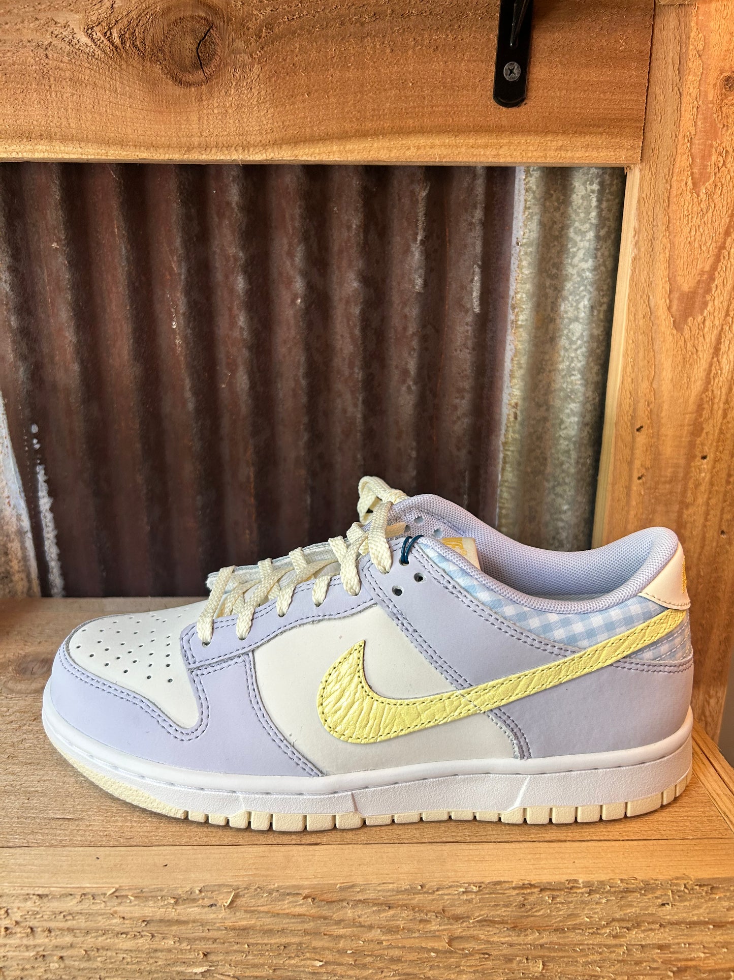 Dunk Low SE BG ‘Easter’