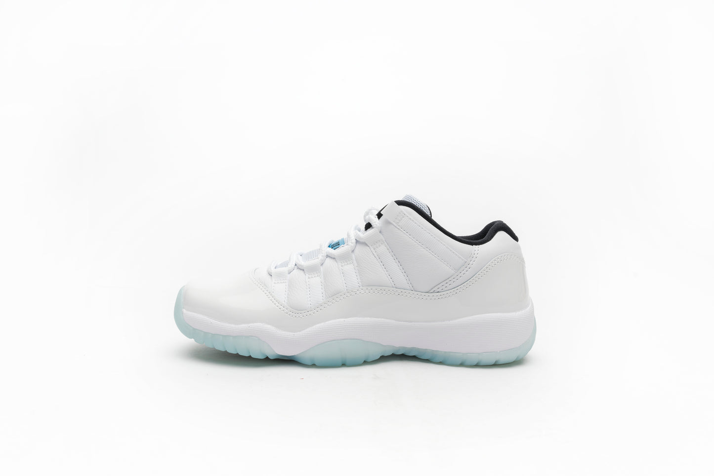Air Jordan 11 "Legend Blue" (LOW)