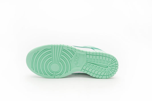 Nike Dunk Low "Green Glow" (W)