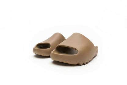 Yeezy Slide "CORE"