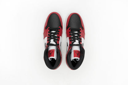 Air Jordan 1 MID "Chicago Black Toe"