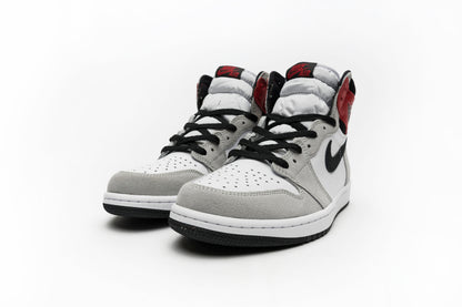 Air Jordan 1 High OG "Smoke Grey"