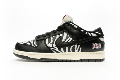 Nike SB Dunk Low "Quartersnacks Zebra"