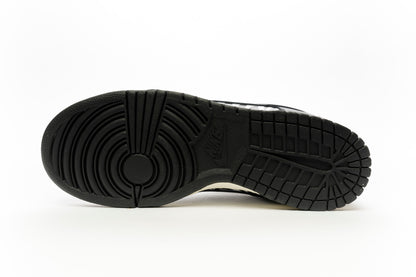 Nike SB Dunk Low "Quartersnacks Zebra"