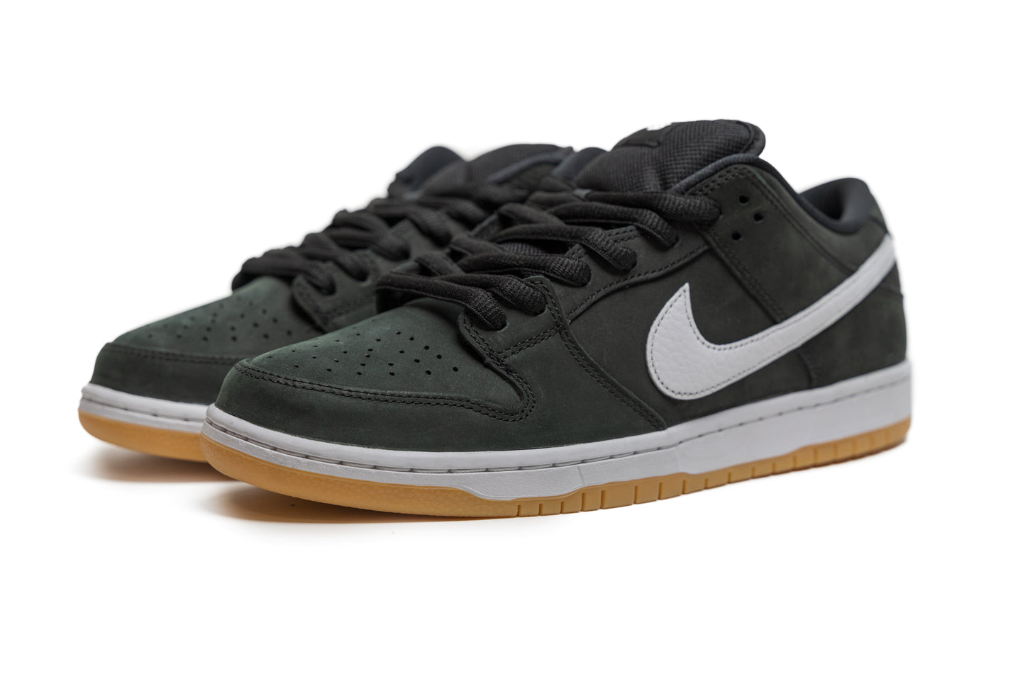 Dunk Low SB ‘Black Gum
