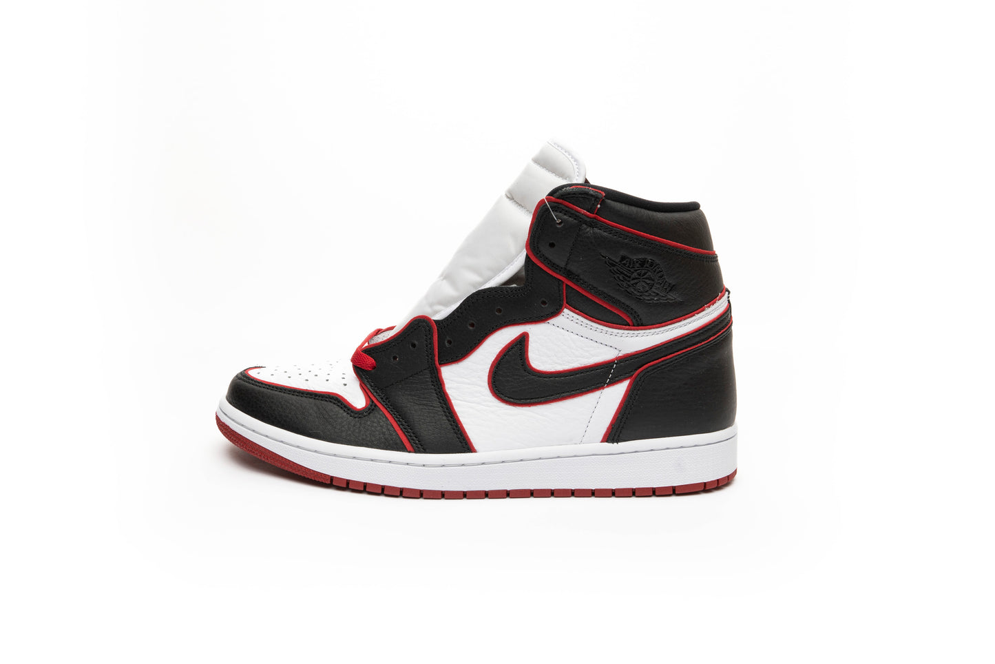Air Jordan 1 Retro High "Bloodline"