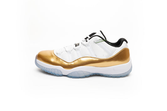 Air Jordan Retro 11 Low "Closing Ceremony Gold/White"