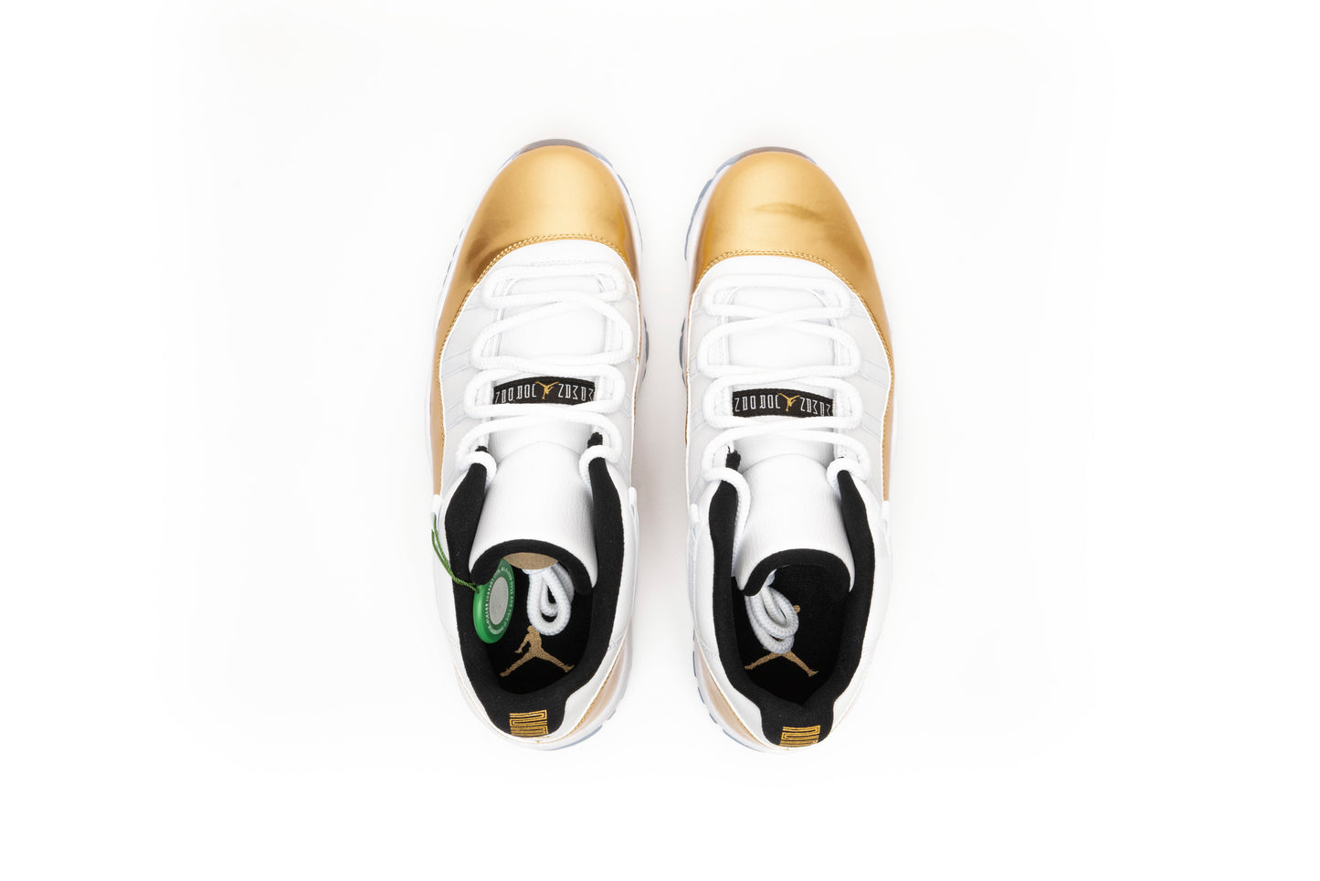 Air Jordan Retro 11 Low "Closing Ceremony Gold/White"