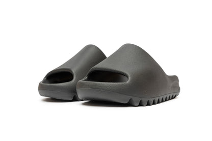 Yeezy Slide "Onyx"