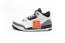 Load image into Gallery viewer, Air Jordan Retro 3 &quot;Infra-Red&quot; 23
