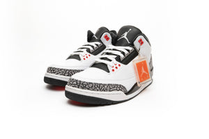 Air Jordan Retro 3 "Infra-Red" 23