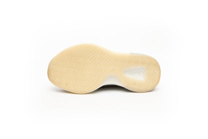Yeezy QNTM "Barium"