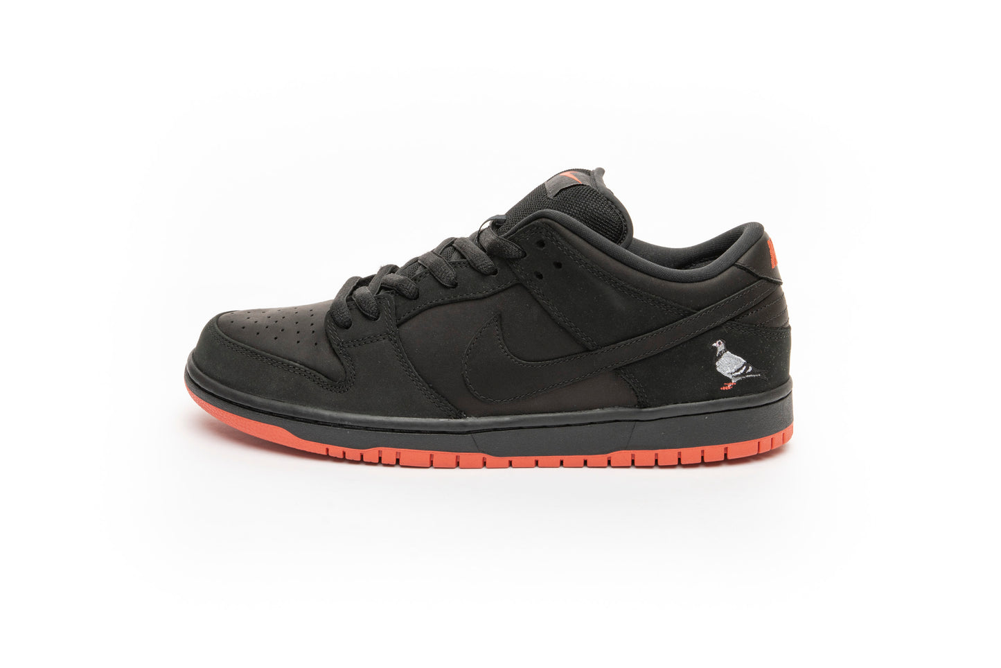 Jeff Staple x Dunk Low Pro SB 'Black Pigeon'