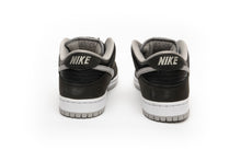 Load image into Gallery viewer, Nike SB Dunk Low J-Pack Shadow
