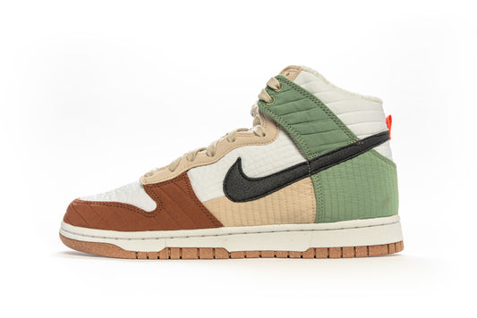 Dunk High LX "Toasty" (W)