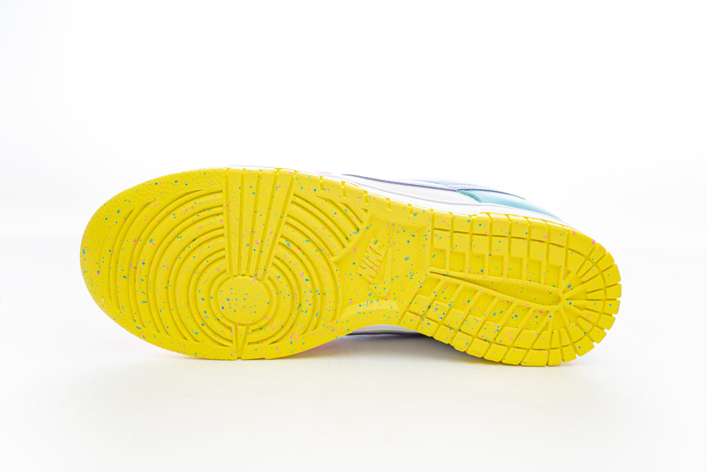 Nike Dunk Low SE "Easter Candy" [W]