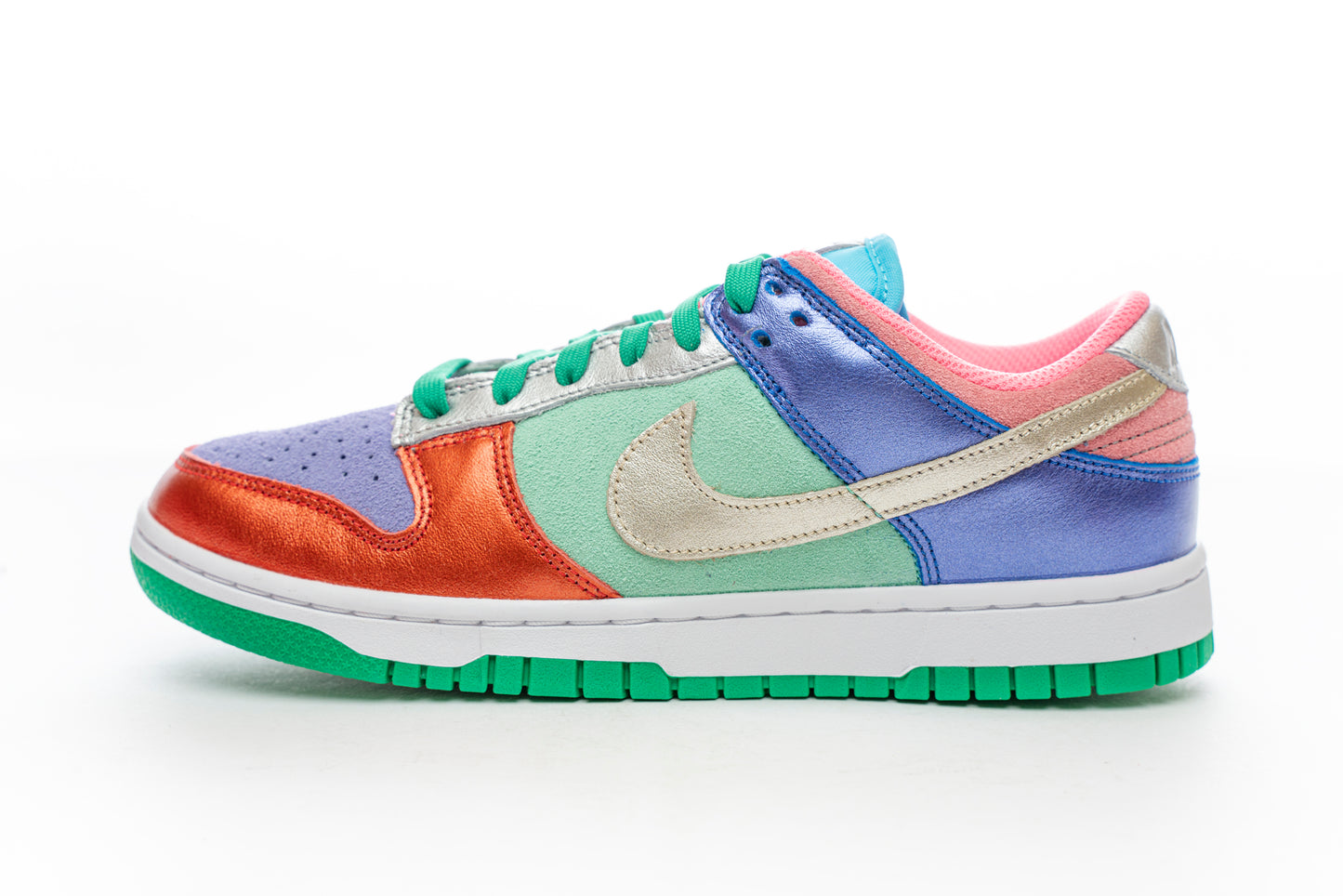 Nike Dunk Low "Sunset Pulse" [W]