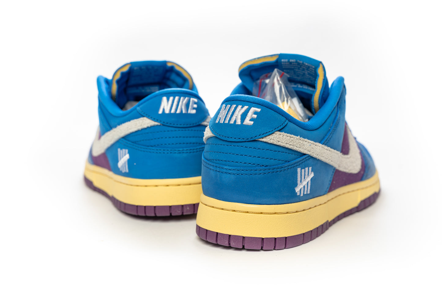 Undefeated x Dunk Low SP "5 On It"