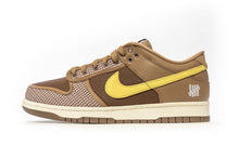 Load image into Gallery viewer, Undefeated x Dunk Low SP &quot;Canteen&quot;
