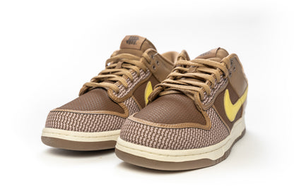 Undefeated x Dunk Low SP "Canteen"