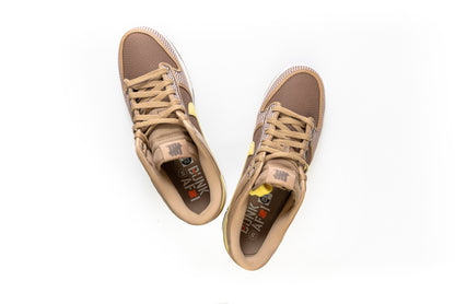 Undefeated x Dunk Low SP "Canteen"
