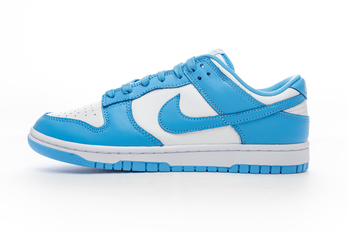 Nike Dunk Low "University Blue"