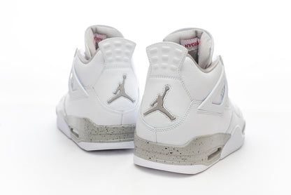 Air Jordan 4 Retro "White Oreo"