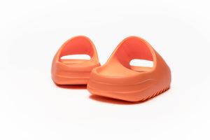 Yeezy Slide "Enflame Orange"