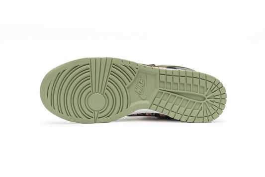 Dunk Low SE "Black Multi-Camo"