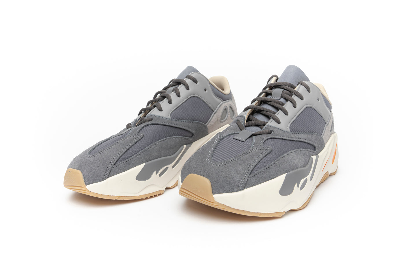 Yeezy Boost 700 "Magnet"