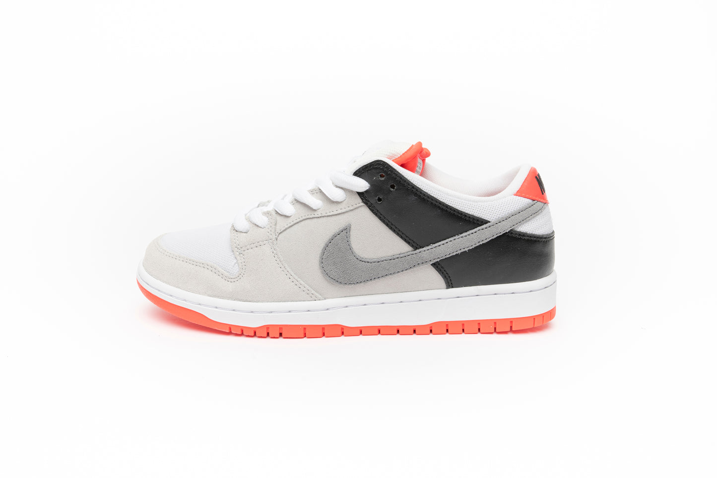 Nike SB Dunk Low "AM90 Infared"